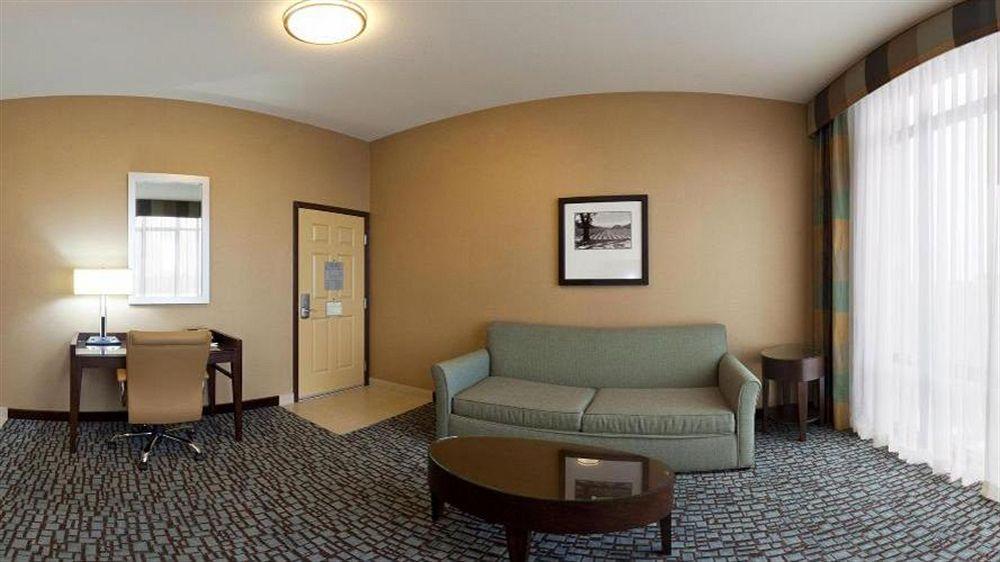 Holiday Inn Express & Suites Salinas, An Ihg Hotel Exteriör bild